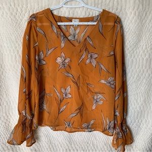 A New Day blouse ⭐️